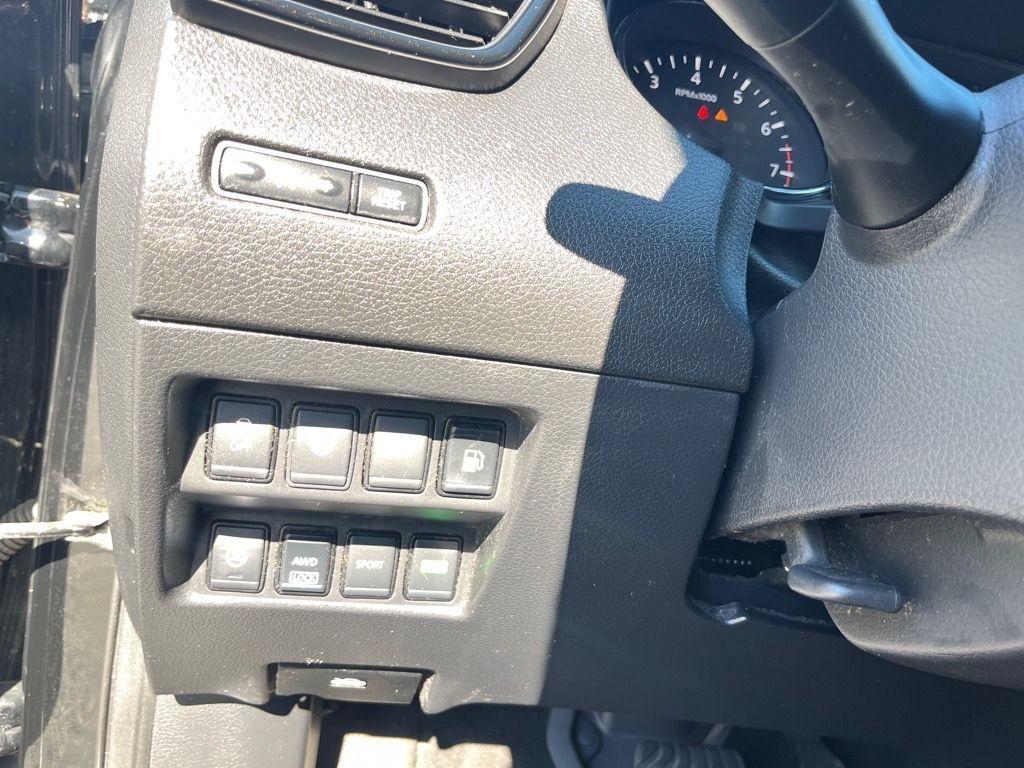 used 2019 Nissan Rogue car, priced at $17,500