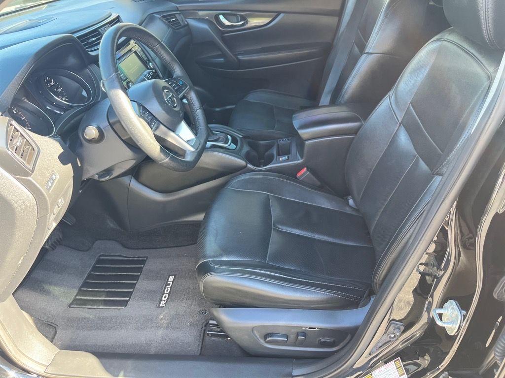 used 2019 Nissan Rogue car, priced at $17,500