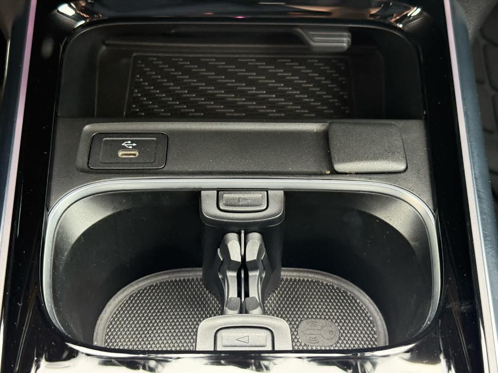 used 2024 Mercedes-Benz GLA 250 car, priced at $41,500