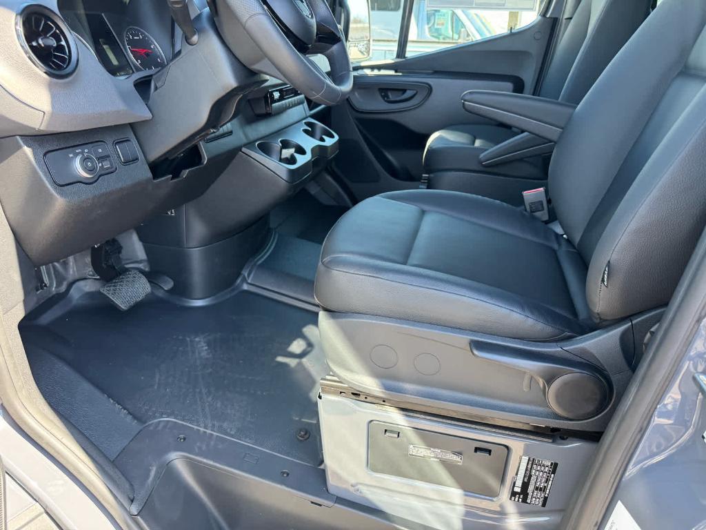 new 2025 Mercedes-Benz Sprinter 2500 car, priced at $73,444