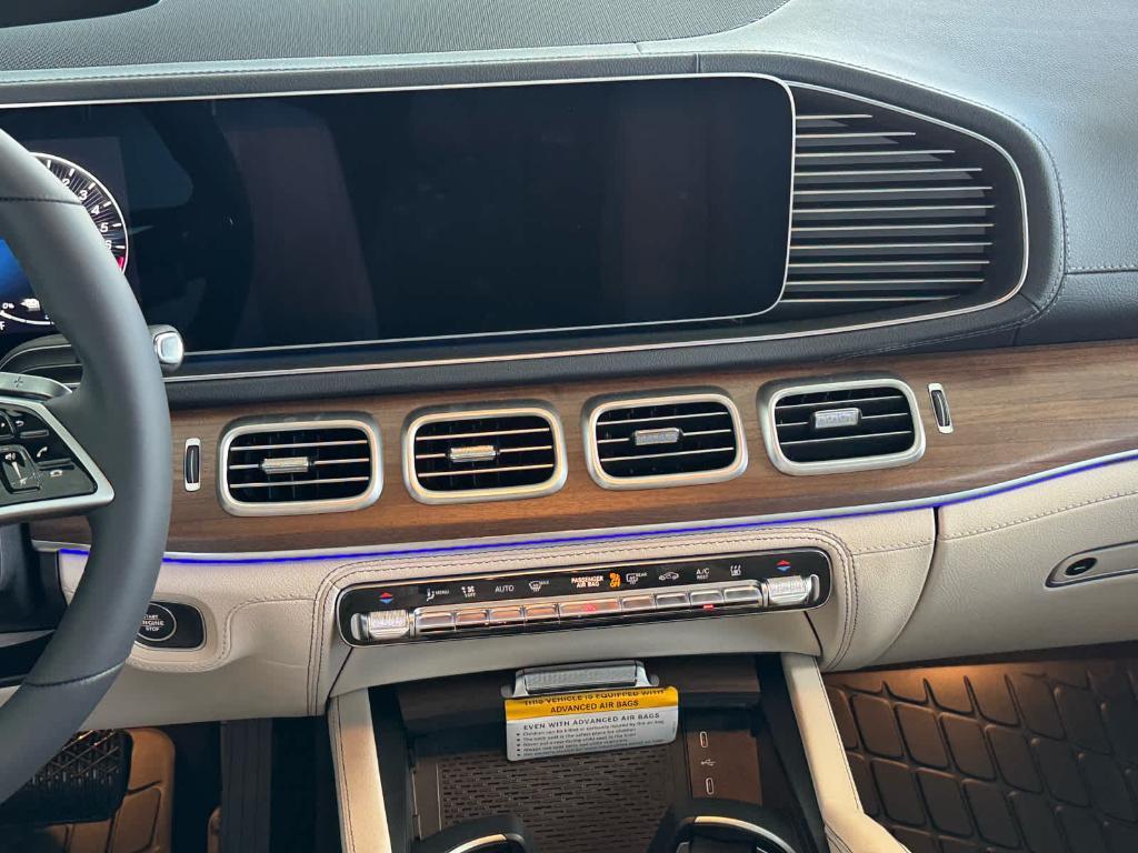 new 2025 Mercedes-Benz GLE 450e car, priced at $91,005