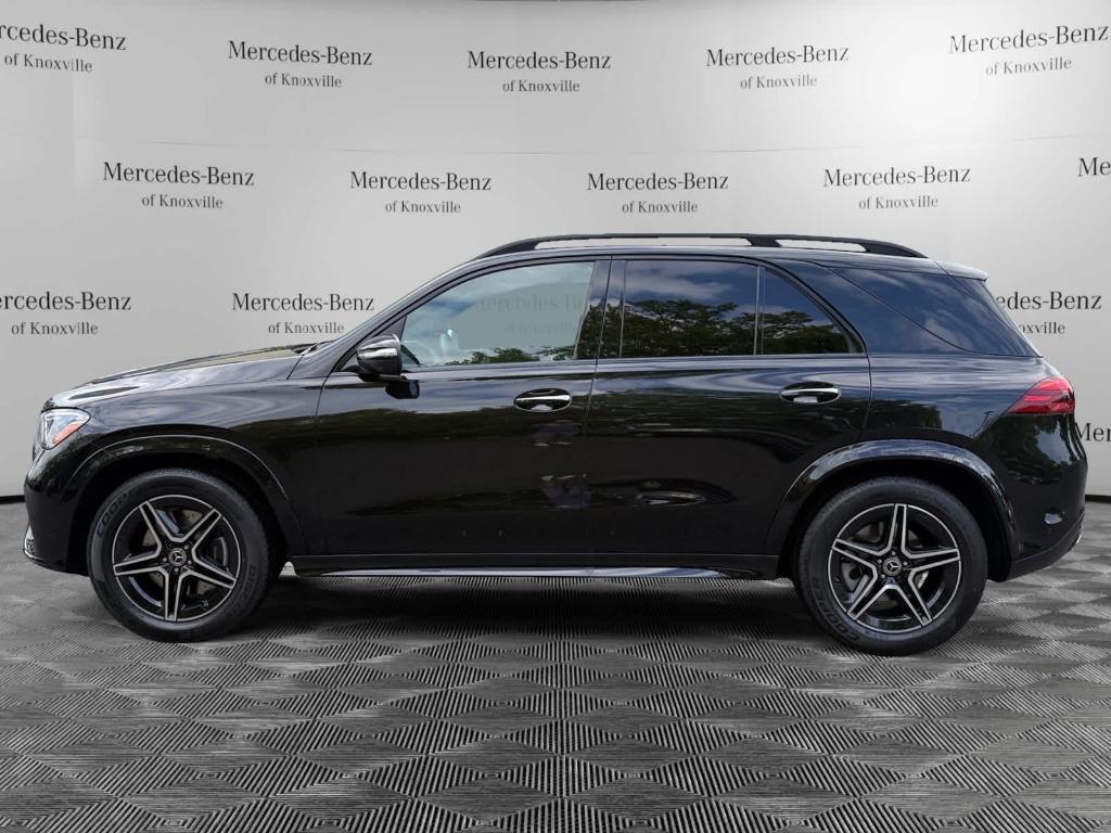 new 2025 Mercedes-Benz GLE 450 car, priced at $80,145