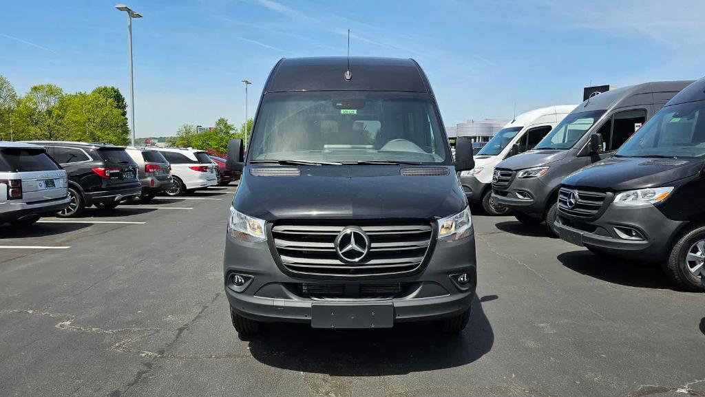 new 2024 Mercedes-Benz Sprinter 2500 car