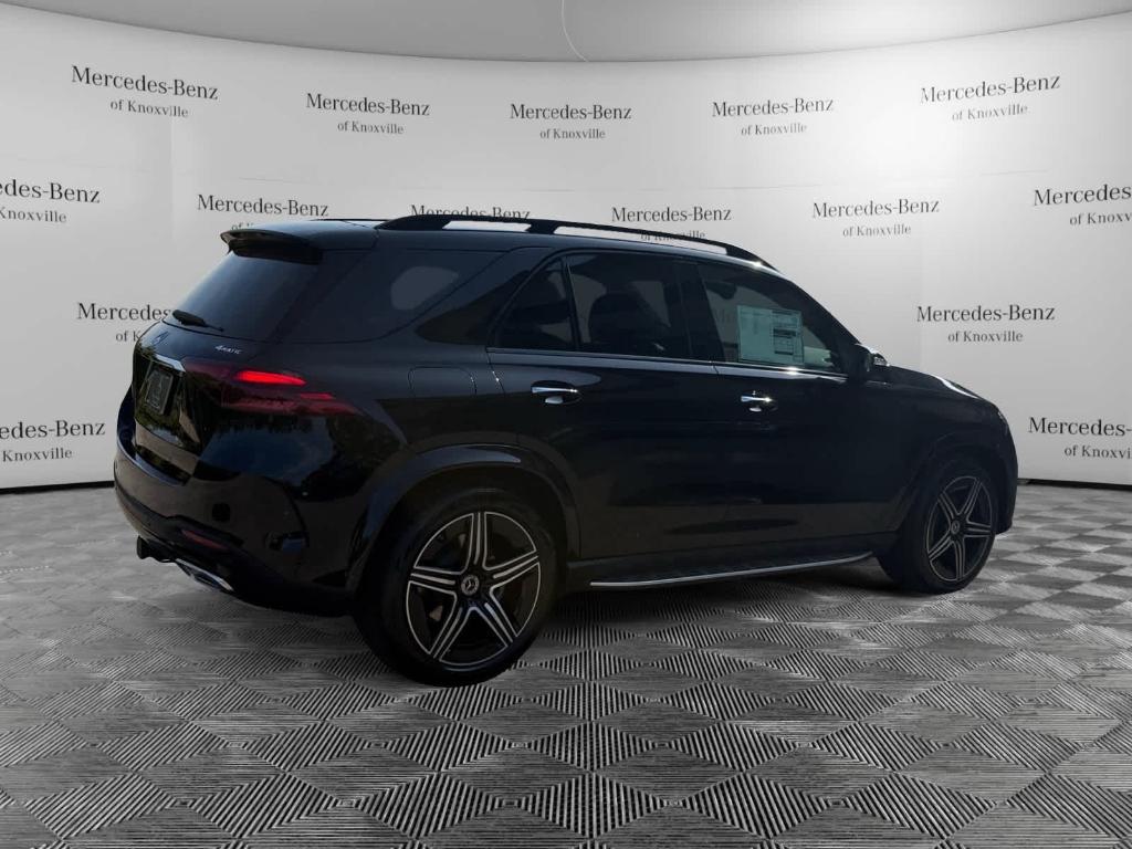 new 2026 Mercedes-Benz GLE 580 car, priced at $104,450