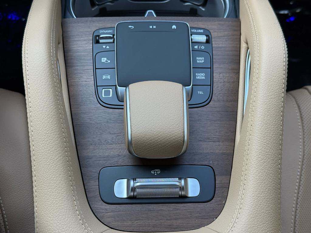 new 2026 Mercedes-Benz GLE 580 car, priced at $104,450