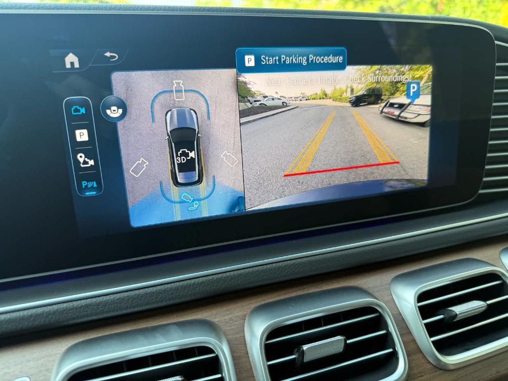 new 2026 Mercedes-Benz GLE 580 car, priced at $104,450