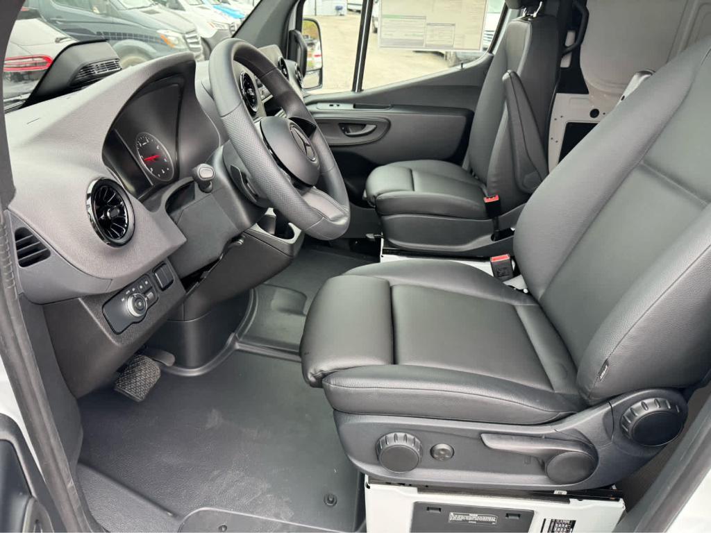 new 2025 Mercedes-Benz Sprinter 2500 car, priced at $63,924