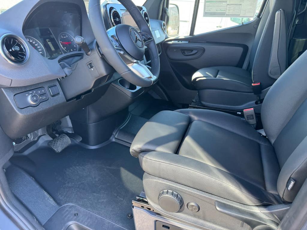 new 2025 Mercedes-Benz Sprinter 2500 car, priced at $77,952