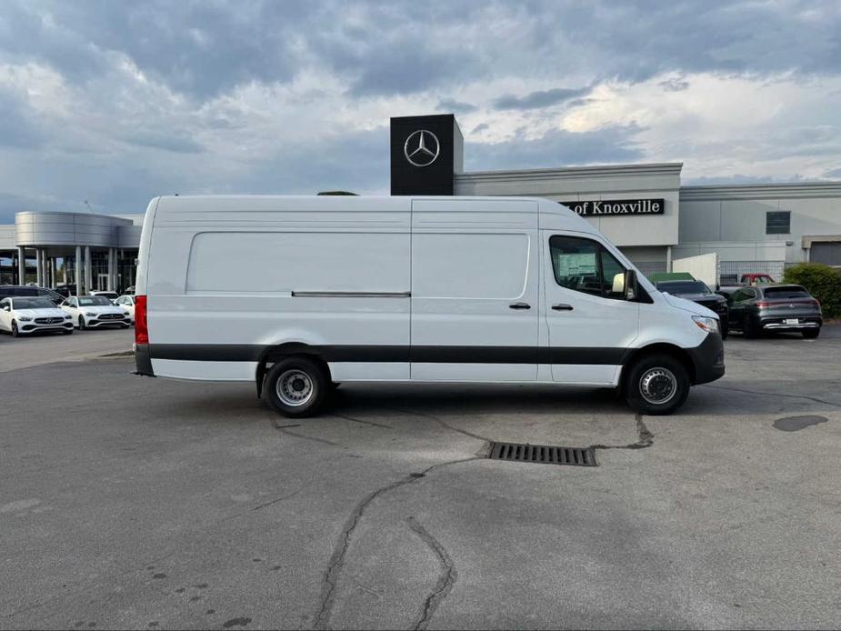 new 2024 Mercedes-Benz Sprinter 4500 car, priced at $78,907