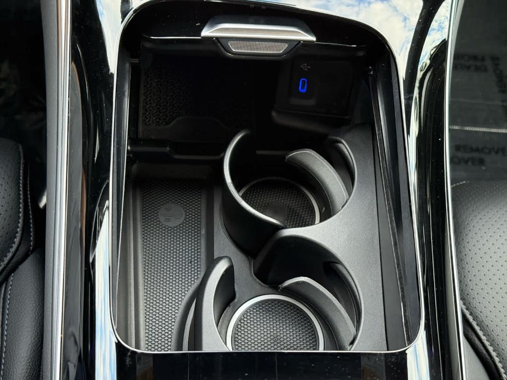 used 2025 Mercedes-Benz GLC 350e car, priced at $63,500