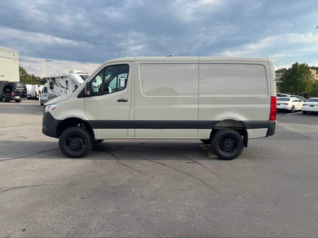 new 2025 Mercedes-Benz Sprinter 2500 car, priced at $68,853