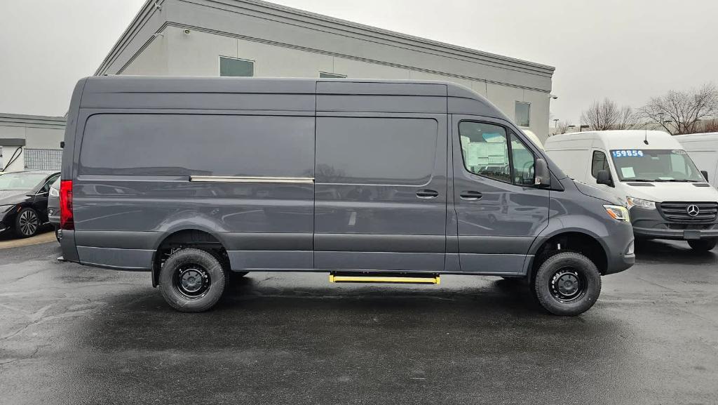 new 2024 Mercedes-Benz Sprinter 2500 car, priced at $83,158