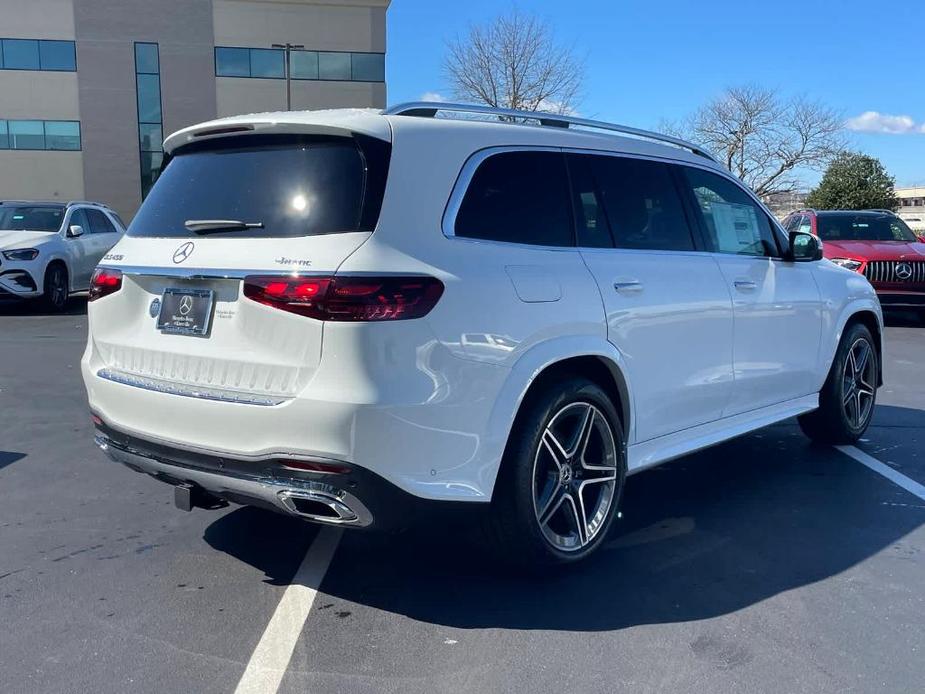 new 2024 Mercedes-Benz GLS 450 car