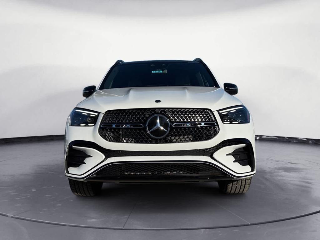 new 2025 Mercedes-Benz GLE 580 car, priced at $103,430