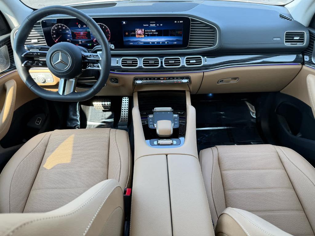 new 2025 Mercedes-Benz GLS 450 car, priced at $102,035