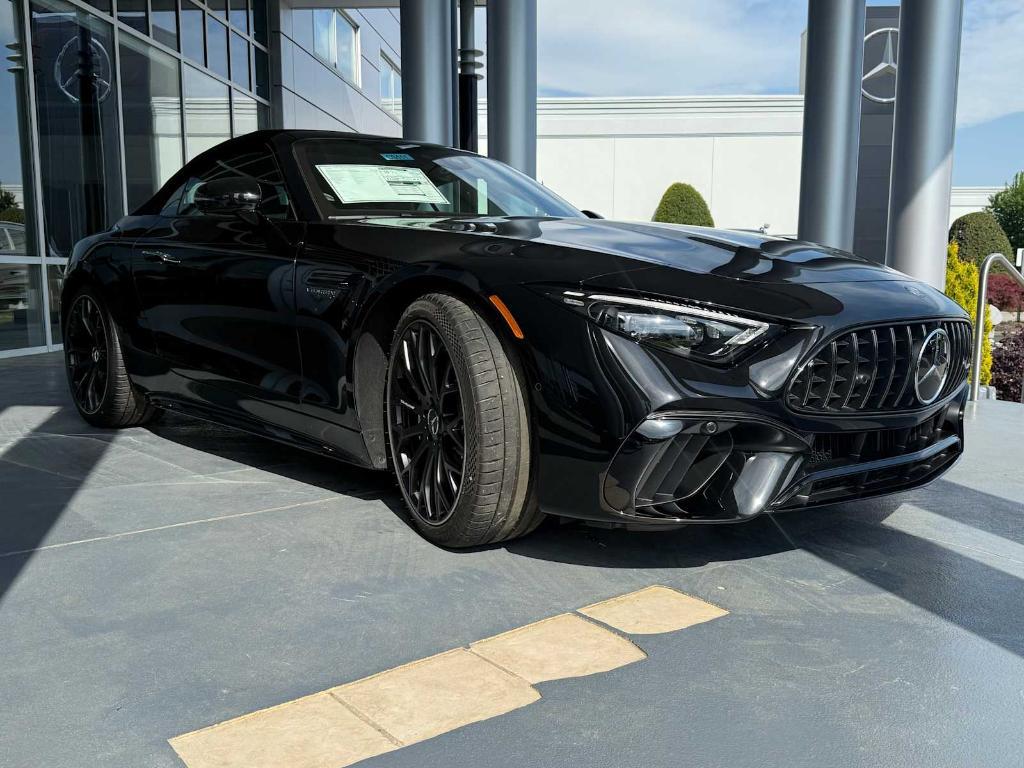 new 2025 Mercedes-Benz AMG SL 55 car, priced at $159,880