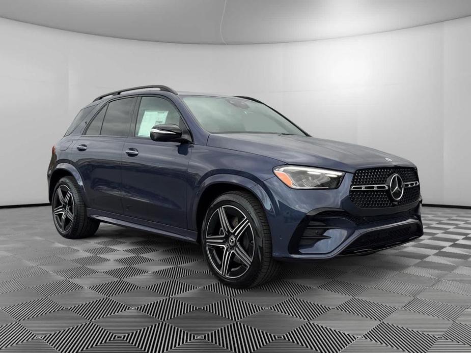 new 2025 Mercedes-Benz GLE 450 car