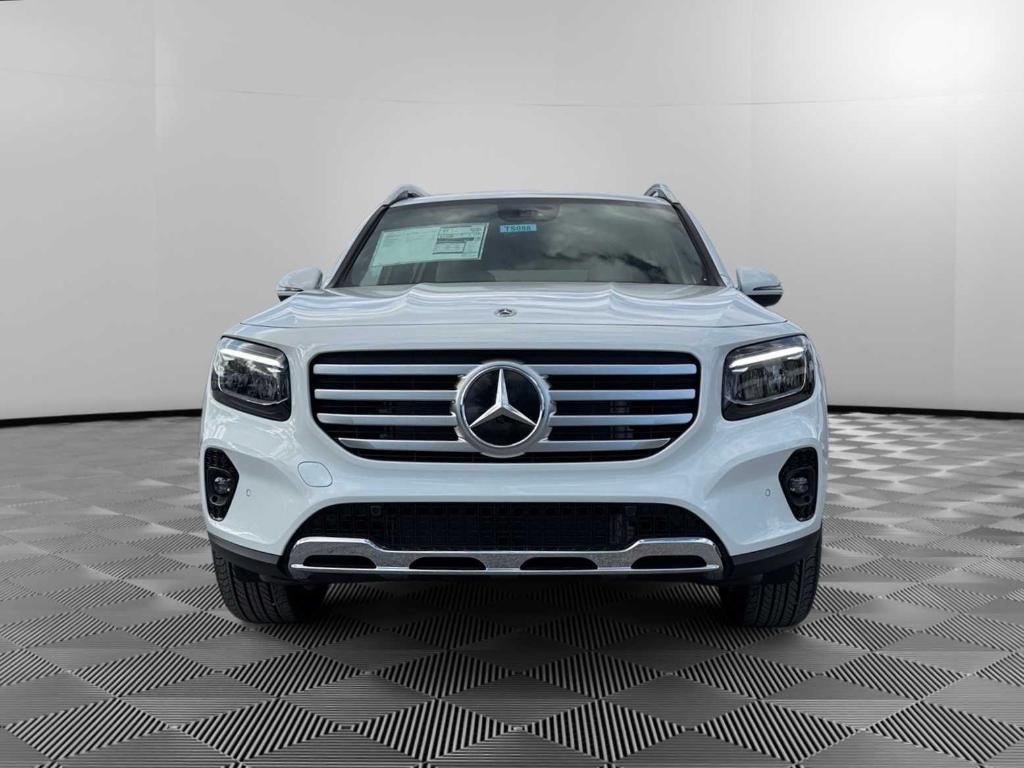 new 2025 Mercedes-Benz GLB 250 car, priced at $51,095