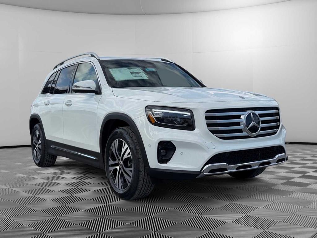 new 2025 Mercedes-Benz GLB 250 car, priced at $51,095