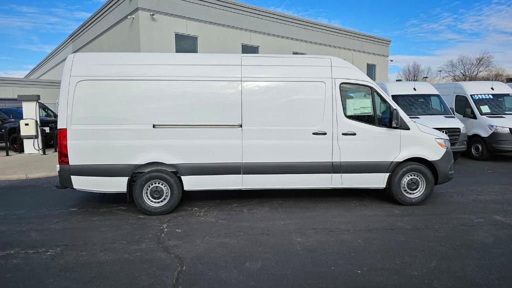 new 2024 Mercedes-Benz Sprinter 2500 car, priced at $66,561