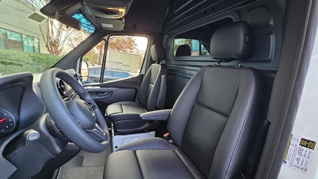 new 2024 Mercedes-Benz Sprinter 2500 car, priced at $66,561