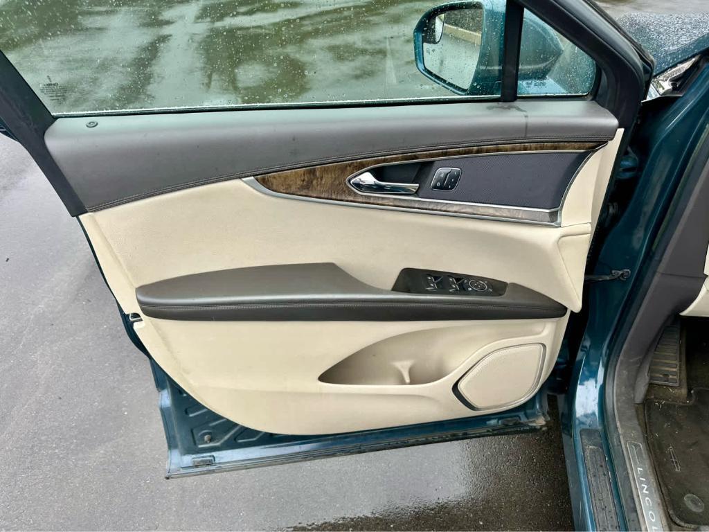 used 2016 Lincoln MKX car, priced at $13,999