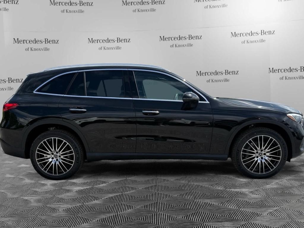 new 2025 Mercedes-Benz GLC 300 car, priced at $60,955