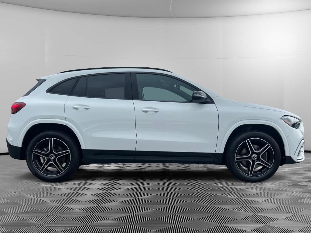 new 2025 Mercedes-Benz GLA 250 car, priced at $49,175