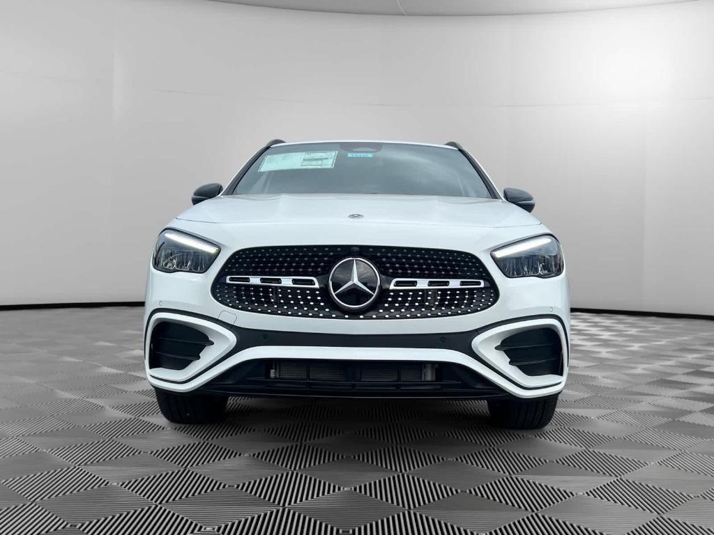 new 2025 Mercedes-Benz GLA 250 car, priced at $49,175