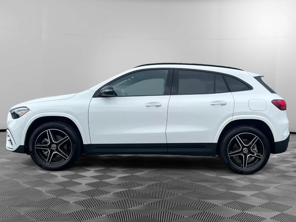 new 2025 Mercedes-Benz GLA 250 car, priced at $49,175