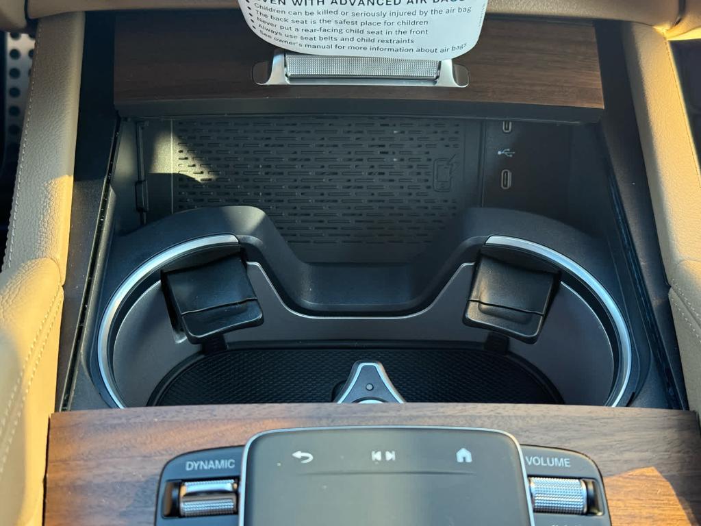 new 2026 Mercedes-Benz GLS 580 car, priced at $122,085