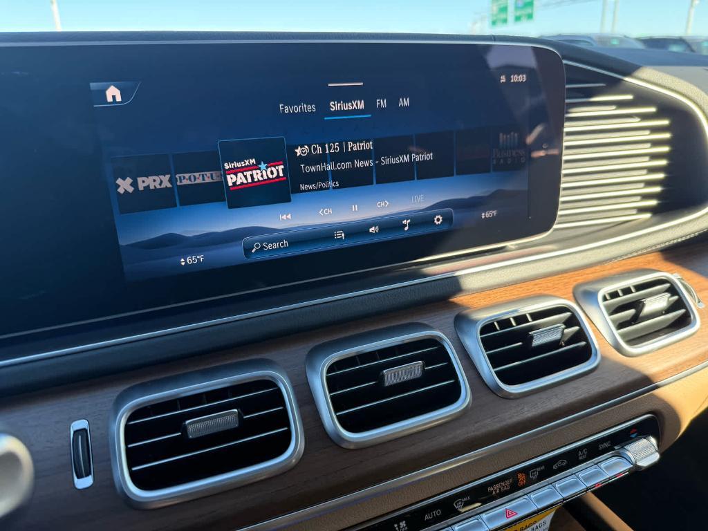 new 2026 Mercedes-Benz GLS 580 car, priced at $122,085