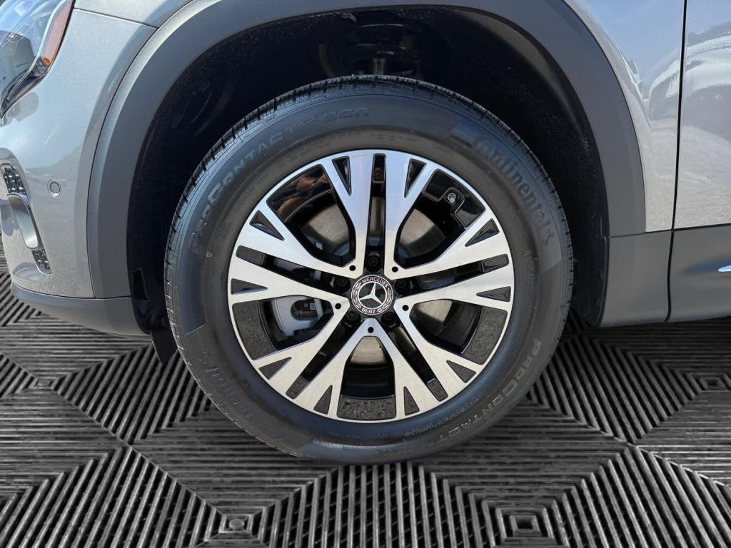 used 2026 Mercedes-Benz GLB 250 car, priced at $53,800