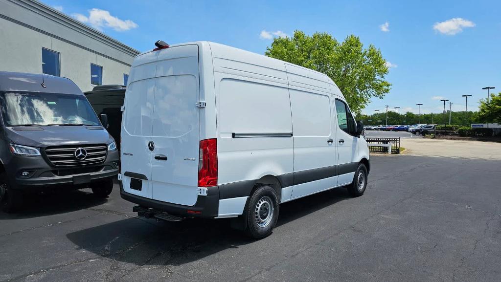 new 2024 Mercedes-Benz Sprinter 2500 car