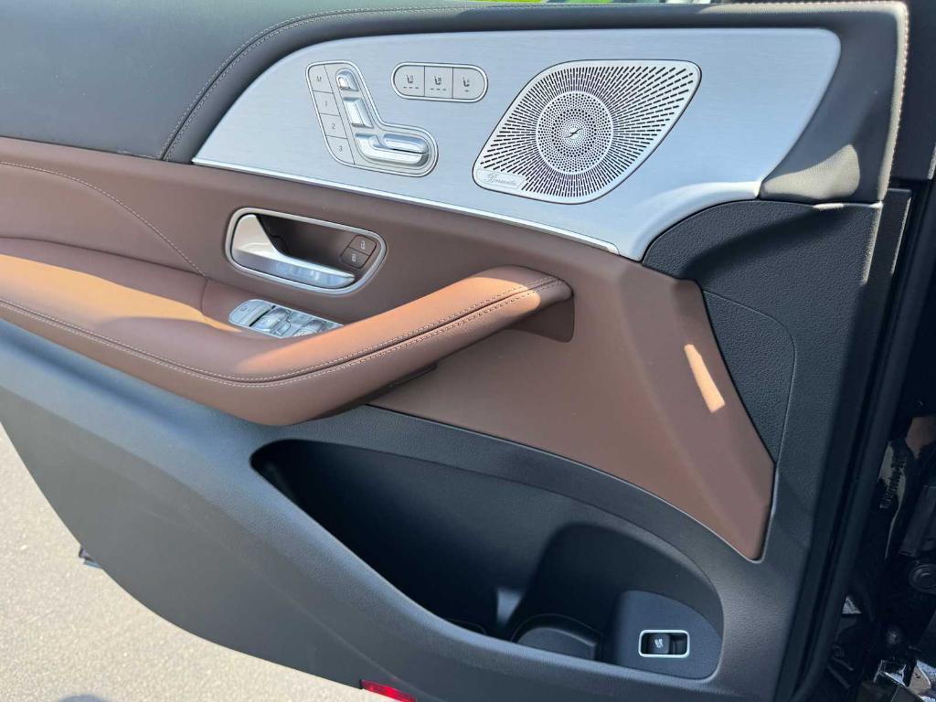 new 2025 Mercedes-Benz AMG GLE 53 car, priced at $99,455