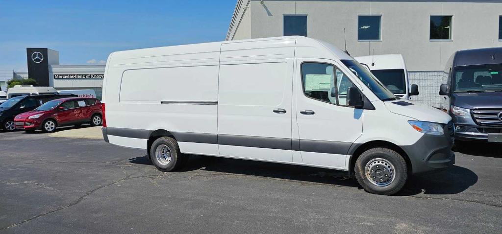 new 2024 Mercedes-Benz Sprinter 3500 car, priced at $68,480