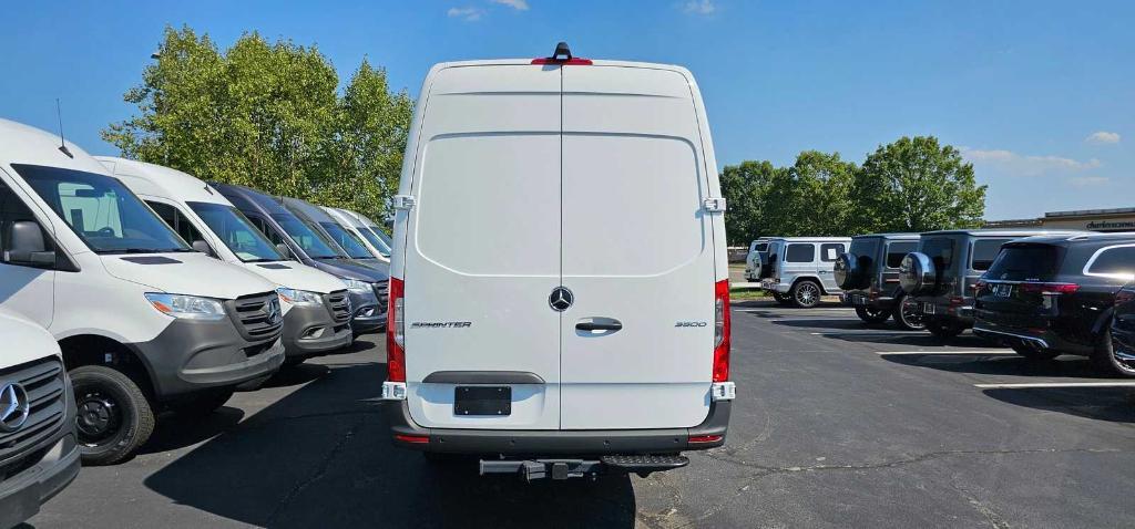 new 2024 Mercedes-Benz Sprinter 3500 car, priced at $68,480