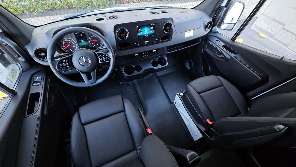 new 2024 Mercedes-Benz Sprinter 2500 car, priced at $62,184