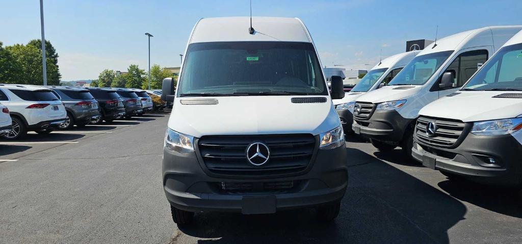 new 2024 Mercedes-Benz Sprinter 3500 car, priced at $66,571