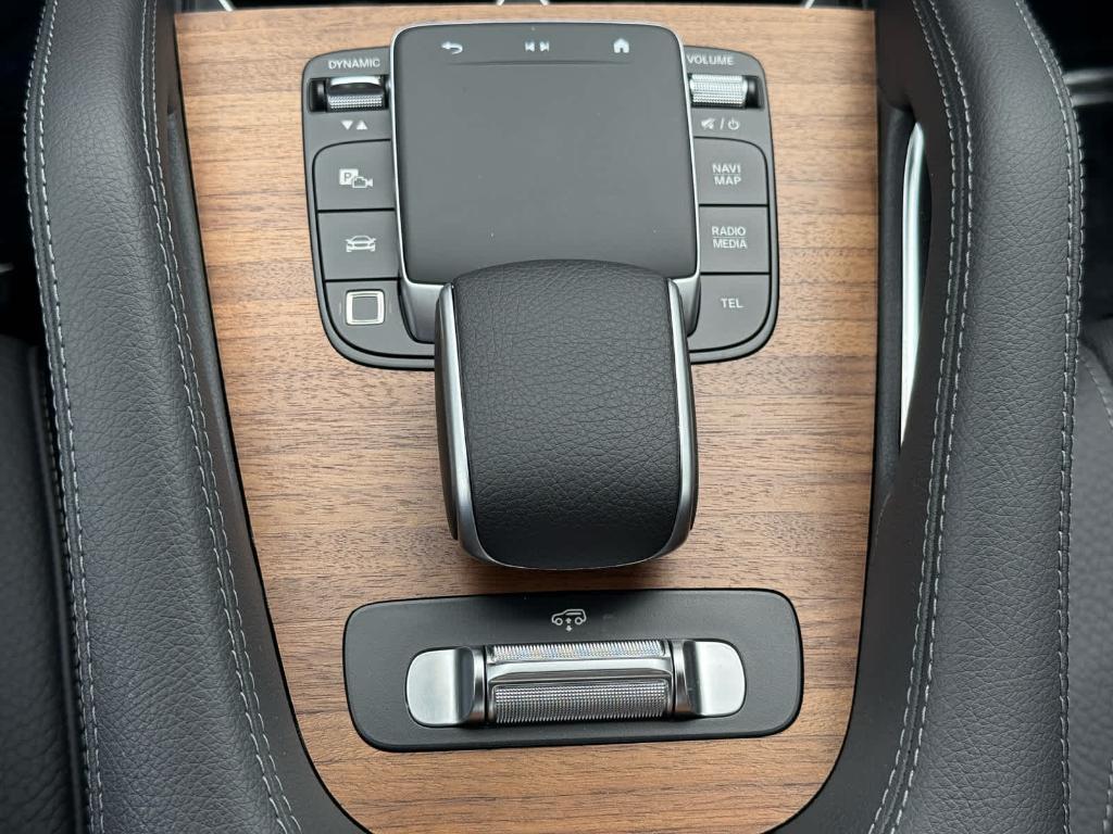 new 2025 Mercedes-Benz GLS 580 car, priced at $117,280
