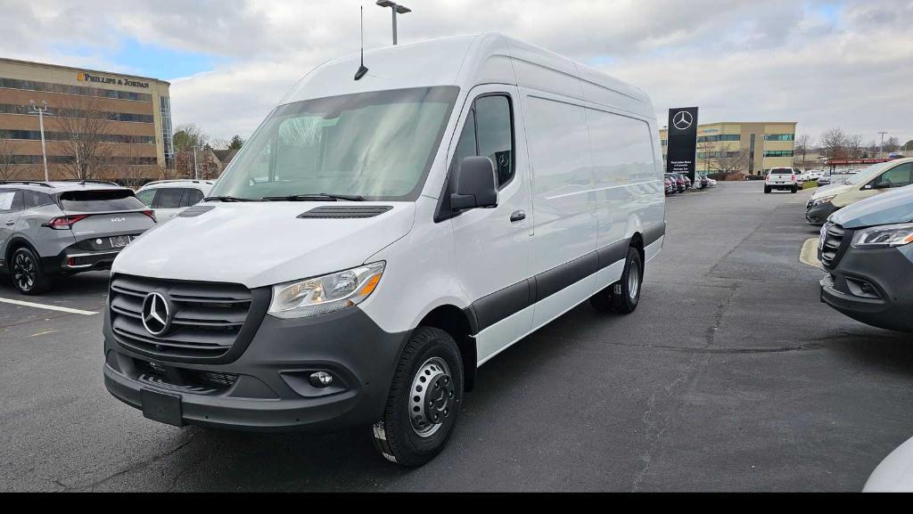 new 2024 Mercedes-Benz Sprinter 3500 car, priced at $73,728