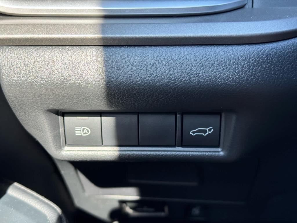 used 2025 Toyota Grand Highlander car, priced at $48,554