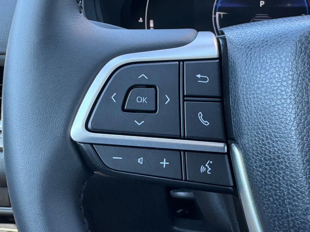 used 2025 Toyota Grand Highlander car, priced at $48,554