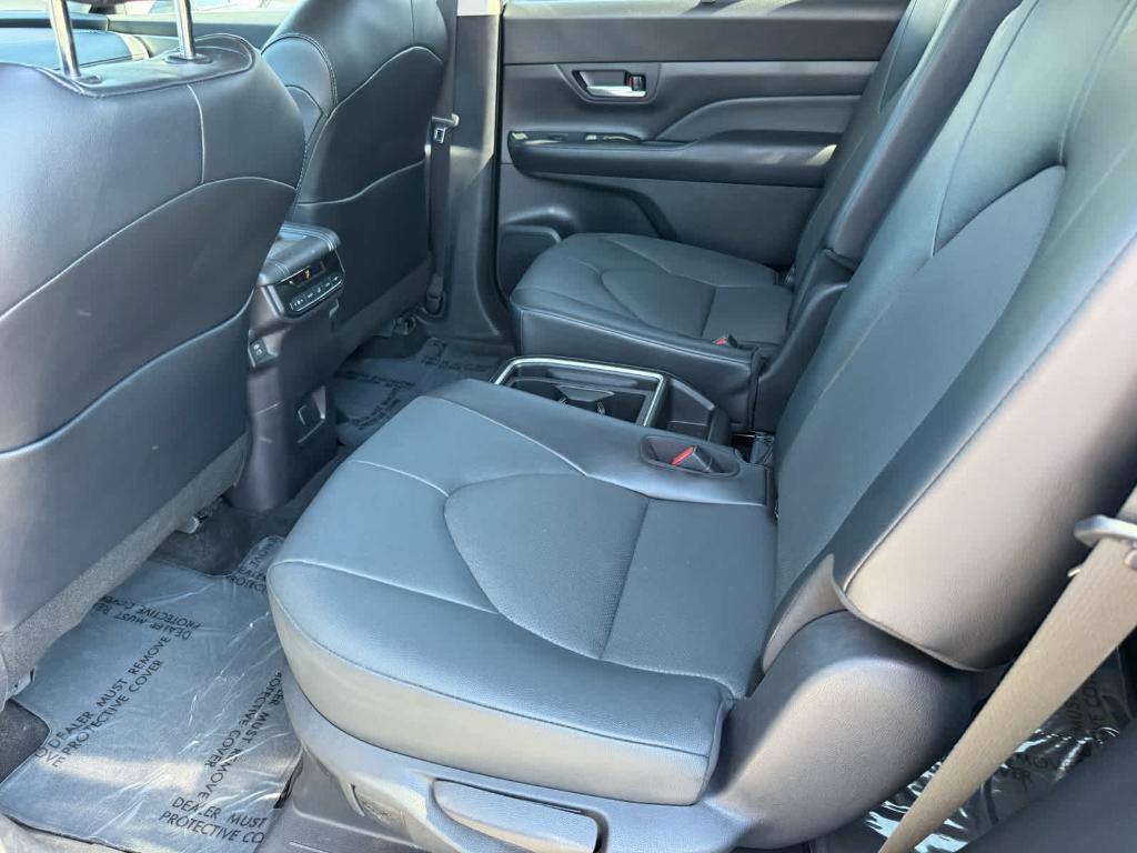 used 2025 Toyota Grand Highlander car, priced at $48,554