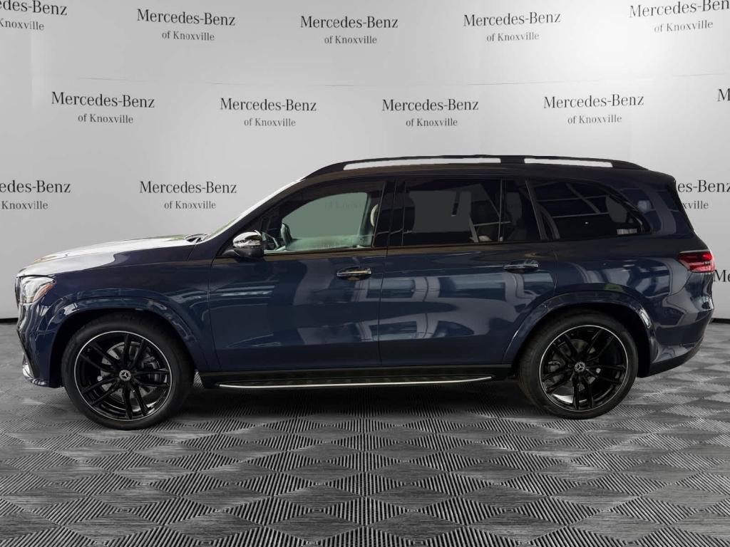 new 2025 Mercedes-Benz GLS 450 car, priced at $107,865