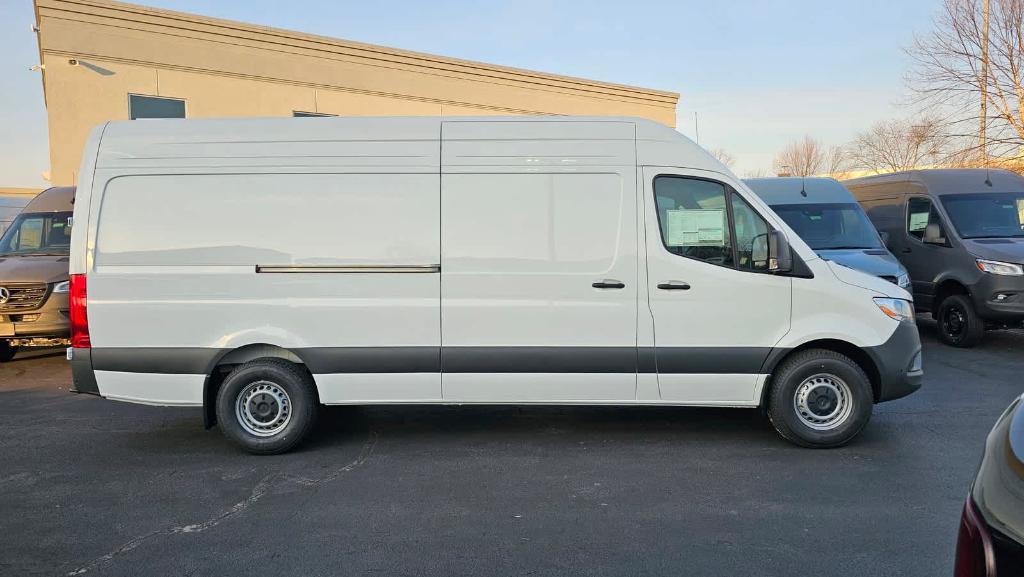 new 2024 Mercedes-Benz Sprinter 2500 car, priced at $67,944