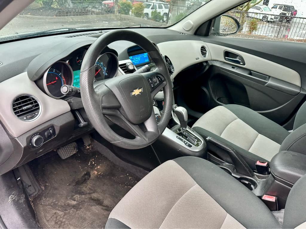 used 2012 Chevrolet Cruze car, priced at $6,000