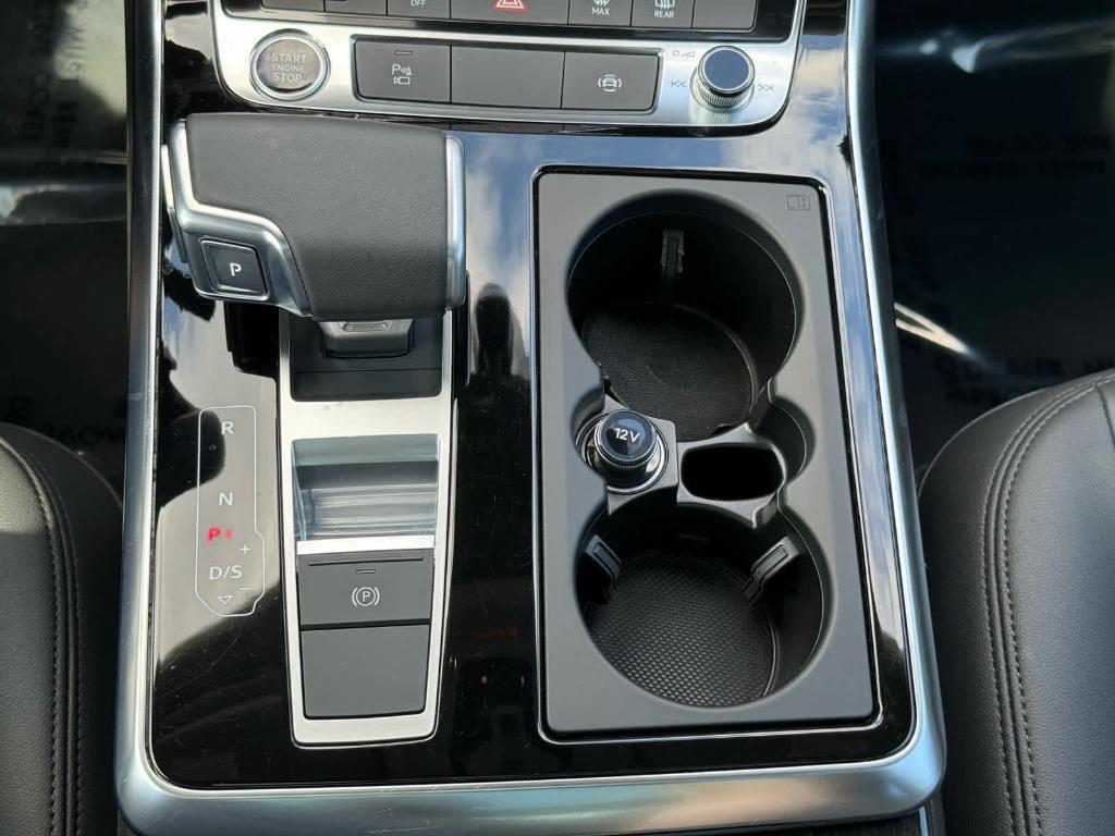 used 2024 Audi Q7 car, priced at $52,990