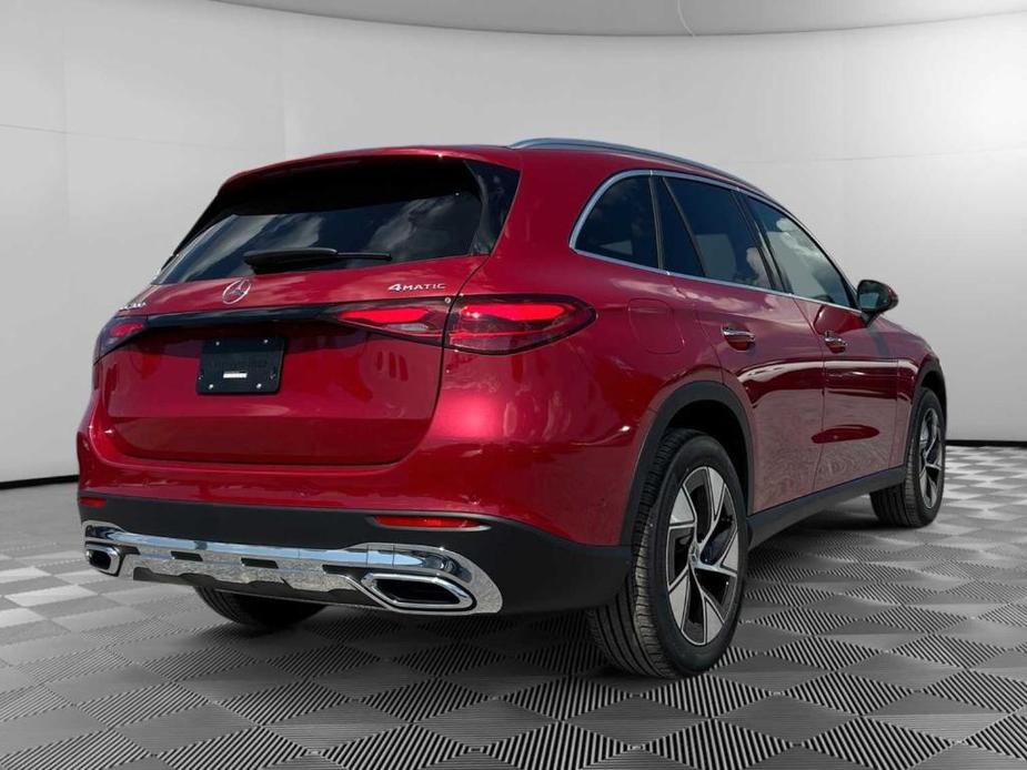 new 2024 Mercedes-Benz GLC 300 car