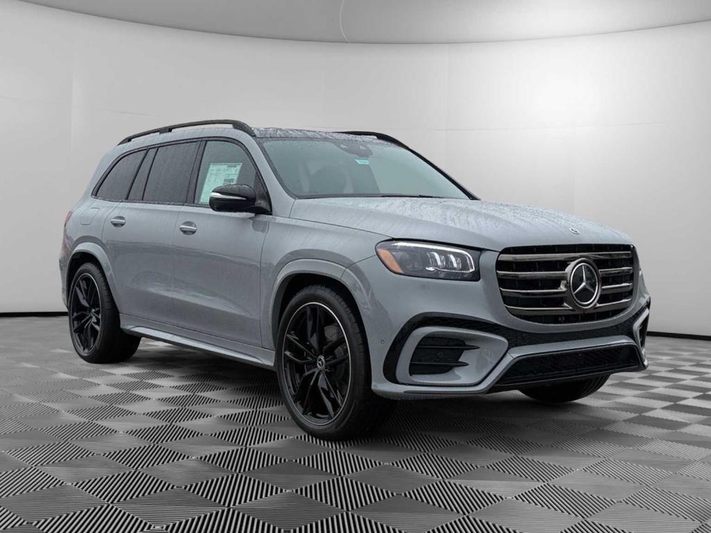 new 2025 Mercedes-Benz GLS 450 car